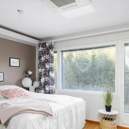 Tahko Black Casa de Férias