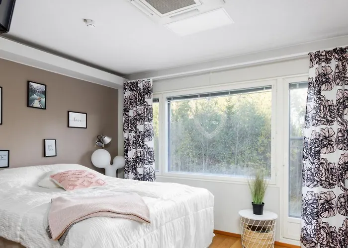 Tahko Black Casa de Férias